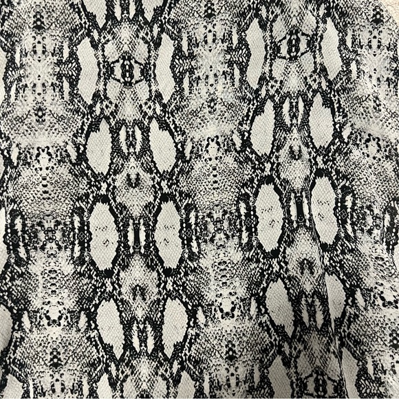 NWOT Millie&Molly Snakeskin Cami Top - Picture 4 of 4